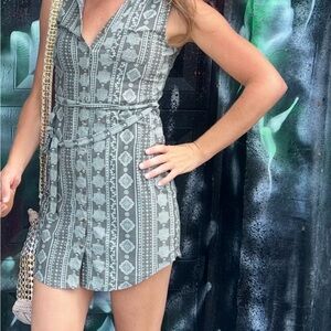 Sleeveless Patterned Button-Down Dress